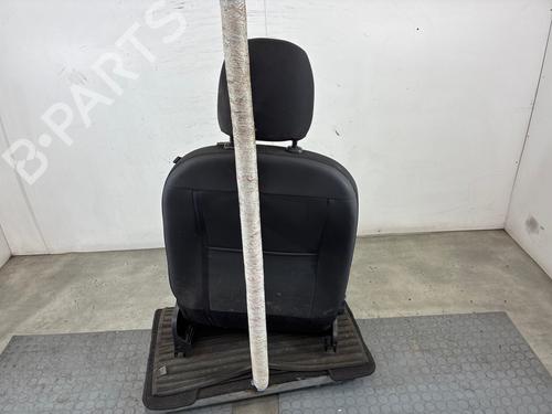 left-front-seat-dacia-sandero-ii-2012-37452182 main image