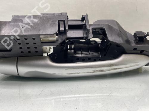 rear-left-exterior-door-handle-renault-megane-iii-hatchback-bz01_-b3_-2008-26231555 main image