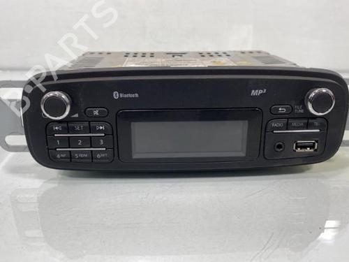 Used Radio RENAULT CLIO IV (BH_) 1.5 dCi 90 (90 hp) 20032542