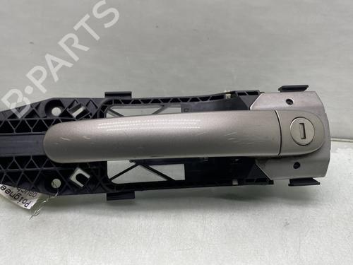 Used Front left exterior door handle SKODA FABIA II (542) 1.2 TSI (86 hp) 21268729