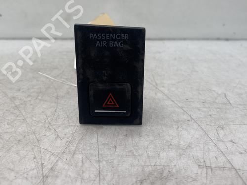 Warnblinkschalter für VW GOLF VII (5G1, BQ1, BE1, BE2) 1.6 TDI (105 hp) 32772643