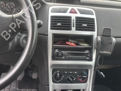 Venstre foran utvendig håndtak PEUGEOT 307 (3A/C) 1.6 HDi | BP30515498C128