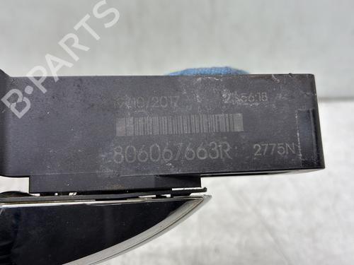 front-right-exterior-door-handle-renault-megane-iv-grandtour-k9amn_-2016-34333081 main image