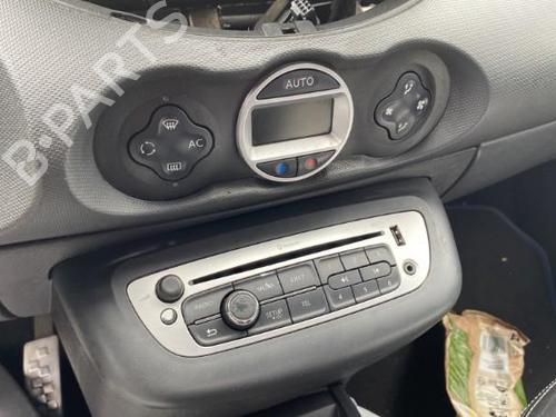 Left tailgate light RENAULT TWINGO II (CN0_) 1.2 TCe 100 (CN0P) | BP21823040C79  - Image 17
