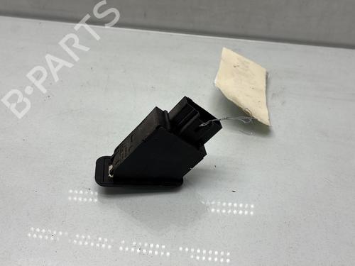 Used Headlight switch Headlight switch PEUGEOT 206 Hatchback (2A/C) [1998-2012] 33742817 33742817