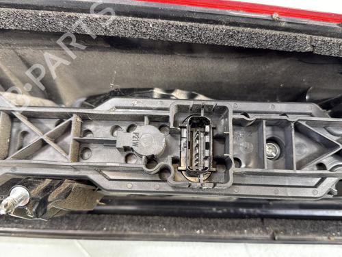 Used Right taillight Right taillight RENAULT MASTER III Van (FV) 2.3 dCi 135 FWD (FV0N, FV08, FV06, FV00, FV1S) (136 hp) 33204295 33204295