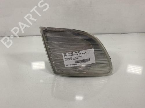 Used Right front indicator Right front indicator MERCEDES-BENZ VITO Van (W638) 114 2.3 (638.034, 638.094) (143 hp) 19999013 19999013