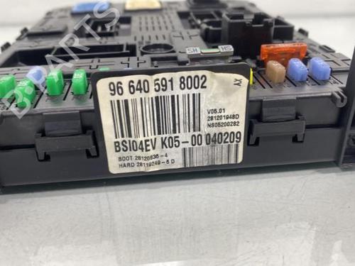 Used Fuse box Fuse box PEUGEOT 308 I (4A_, 4C_) 1.6 HDi (90 hp) 19950432 19950432