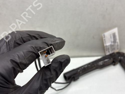 Used Front left belt tensioner Front left belt tensioner BMW 3 (E90) 318 d (122 hp) 33742725 33742725