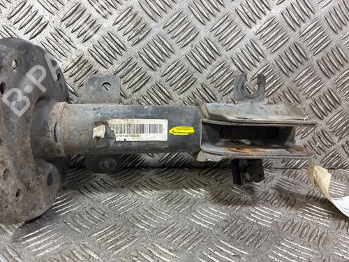 Used Right front shock absorber Right front shock absorber 37863610 37863610