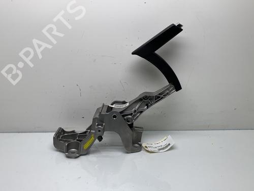Used Hand brake PEUGEOT 308 II (LB_, LP_, LW_, LH_, L3_) 1.6 HDi 100 (99 hp) 20008093