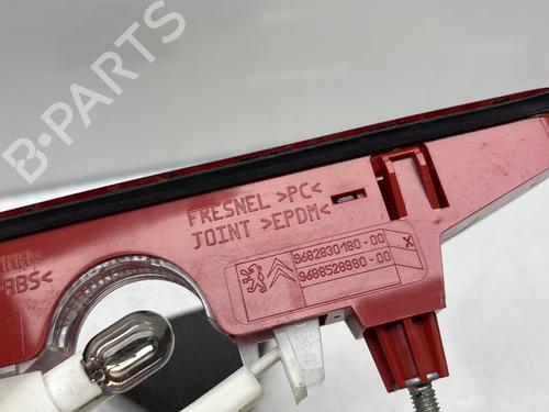 Used Third brake light Third brake light CITROËN BERLINGO Box Body/MPV (B9) 1.6 HDi / BlueHDi 75 (75 hp) 31804670 31804670