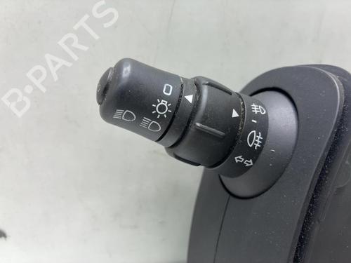 Used Switch Switch RENAULT CLIO III (BR0/1, CR0/1) 1.5 dCi (BR17, CR17) (86 hp) 39708622 39708622