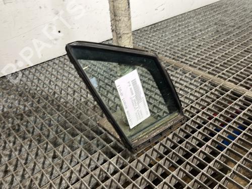 Front right quarter glass TOYOTA AVENSIS Estate (_T27_) 2.2 D-4D (ADT271_, ADT271R) | BP29749016C112 