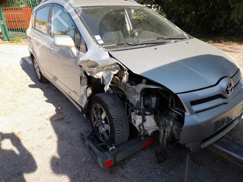 Used Parts TOYOTA COROLLA Verso (ZER_, ZZE12_, R1_) 2.2 D-4D (AUR10_, AUR10R) (136 hp) 4292097