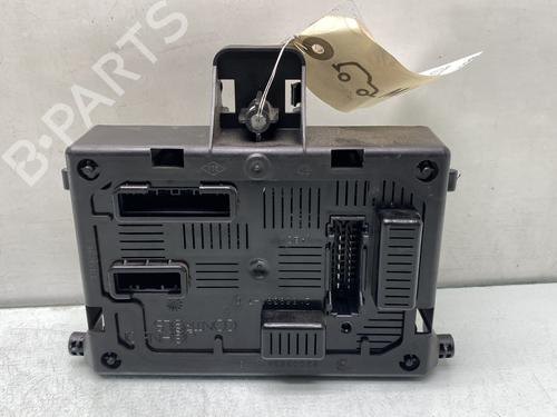 Used Fuse box RENAULT CLIO III (BR0/1, CR0/1) 1.5 dCi (75 hp) 31205834