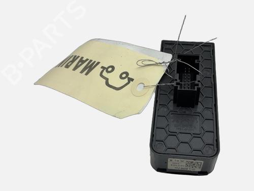 Used Left front window switch Left front window switch CITROËN C3 III (SX) 1.6 BlueHDi 75 (75 hp) 39946194 39946194
