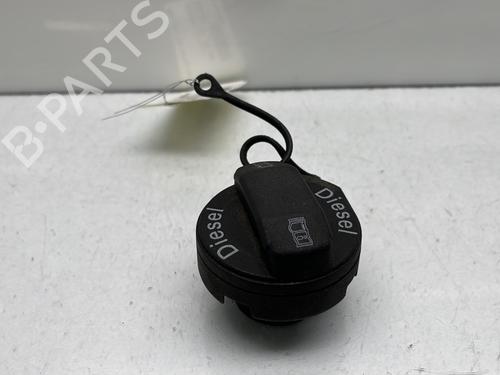 Używane Korek wlewu paliwa VW GOLF V (1K1) 1.9 TDI (90 hp) 24197841
