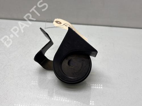 horn-kia-stonic-yb-2017-32667554 main image