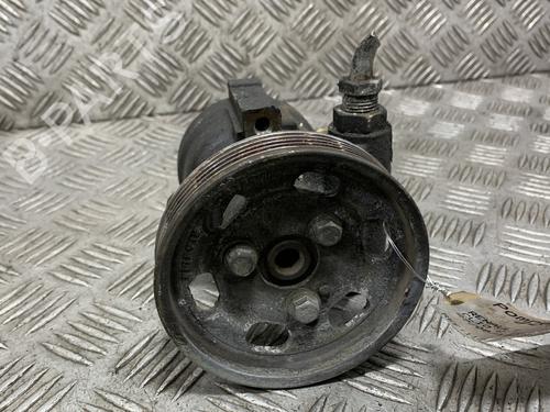 Used Steering pump Steering pump RENAULT CLIO II (BB_, CB_) 1.2 (BB0A, BB0F, BB10, BB1K, BB28, BB2D, BB2H, CB0A,... (58 hp) 32413277 32413277