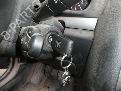 Horn PEUGEOT 407 SW (6E_, 6D_) 2.0 HDi 135 | BP20028210E13 