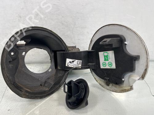 fuel-flap-renault-clio-iv-bh_-2012-2013-2014-2015-2016-2017-2018-2019-2020-2021-34561203 main image