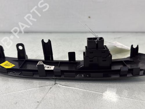 Right front window switch HYUNDAI ix35 (LM, EL, ELH) 1.7 CRDi | BP32776176I26 - Image 2