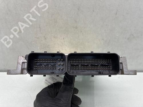 Used Engine control unit (ECU) Engine control unit (ECU) MERCEDES-BENZ C-CLASS T-Model (S204) C 200 CDI (204.201) (136 hp) 39902149 39902149