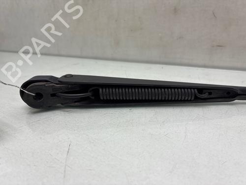Used Front windshield wiper arm Front windshield wiper arm RENAULT RAPID Box Body/MPV (F40_, G40_) 1.6 D (F404) (55 hp) 36364246 36364246