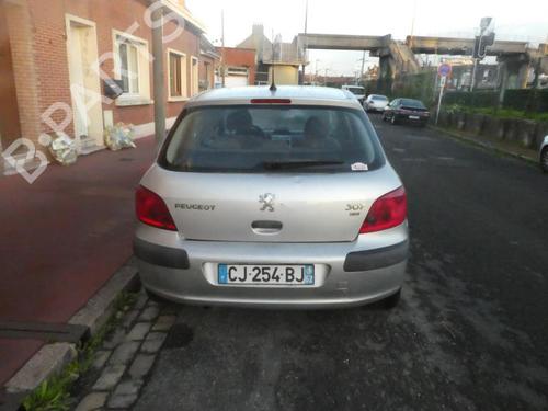 Fuse box PEUGEOT 307 (3A/C) 2.0 HDi 90 | BP20008788E1 