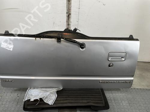 Bagklap CC/Kombi-Coupé OPEL FRONTERA B (U99) 2.2 DTI (6B_66, 6B_76) (120 hp) 32136637