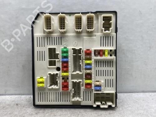 Used Electronic module RENAULT MEGANE III Hatchback (BZ0/1_, B3_) 1.4 TCe (BZ0F, BZ1V) (131 hp) 19960464