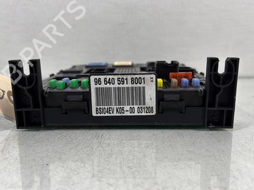 Fuse box CITROËN C4 I (LC_) 1.6 HDi | BP30082708E1 - Image 3