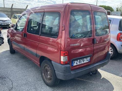Fuse box PEUGEOT PARTNER MPV (5_, G_) 1.6 HDi 75 | BP34477475E1 - Image 24