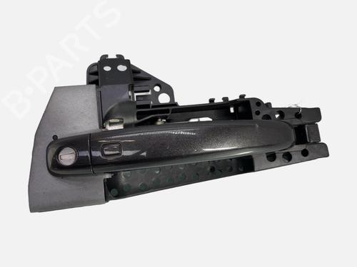 front-left-exterior-door-handle-audi-a4-b8-8k2-2007-2008-2009-2010-2011-2012-2013-2014-2015-2016-2017-39984524 main image