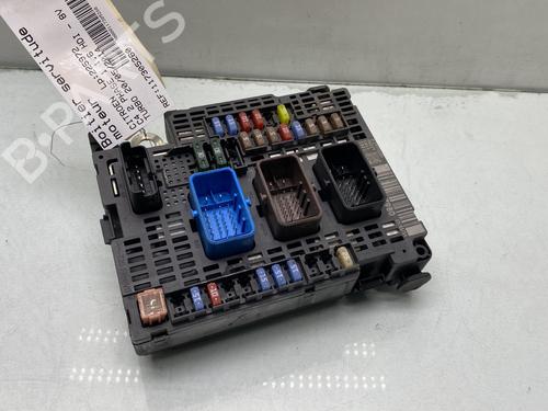 Used Fuse box CITROËN C4 II (NC_) 1.6 HDi 115 (114 hp) 31646838
