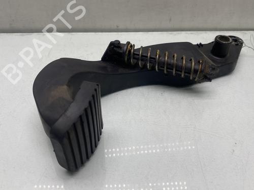 Clutch pedal PEUGEOT 206 Hatchback (2A/C) 1.4 HDi eco 70 | BP28282313I13 