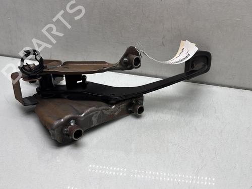 Used Clutch pedal Clutch pedal DACIA SANDERO II TCe 90 (B8M1, B8MA, B8AC) (90 hp) 28496671 28496671