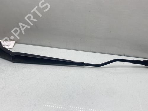 Used Front windshield wiper arm FORD TOURNEO CONNECT / GRAND TOURNEO CONNECT V408 MPV [2013-2026]  32371251