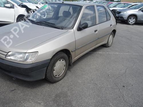 Left front fenders PEUGEOT 306 Hatchback (7A, 7C, N3, N5)  | BP21952289C41 