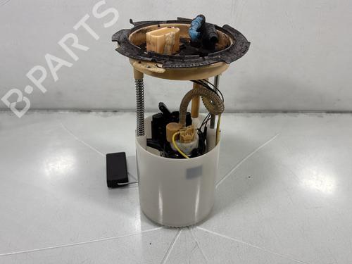 Used Fuel pump VW GOLF VI (5K1) 1.6 TDI (105 hp) 31712369