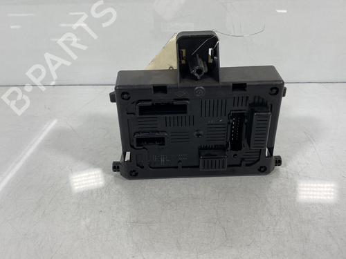 Used Fuse box Fuse box RENAULT CLIO III (BR0/1, CR0/1) [2005-2014] 19964700 19964700