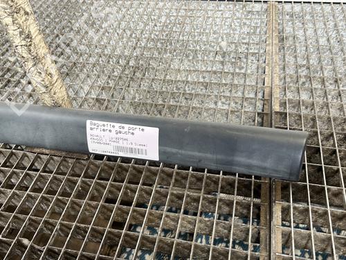 Dørliste Dørliste RENAULT KANGOO (KC0/1_) D 65 1.9 (KC0E, KC02, KC0J, KC0N) (64 hp) 32981211 32981211