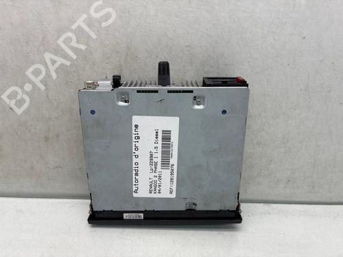 Used Radio Radio 36792714 36792714