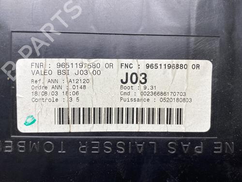 Fuse box PEUGEOT 307 Break (3E) 2.0 HDI 110 | BP24200331E1 