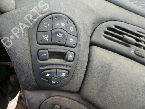 Right headlight RENAULT ESPACE III (JE0_) 2.2 dCi (JE0K) | BP19979441C29 