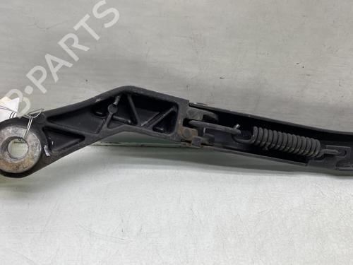 Used Front windshield wiper arm AUDI A4 B6 (8E2) 2.5 TDI quattro (180 hp) 20483450