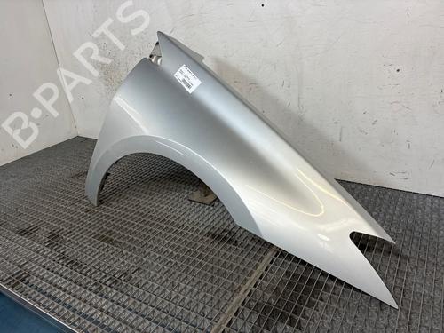 Used Right front fenders Right front fenders 38561740 38561740