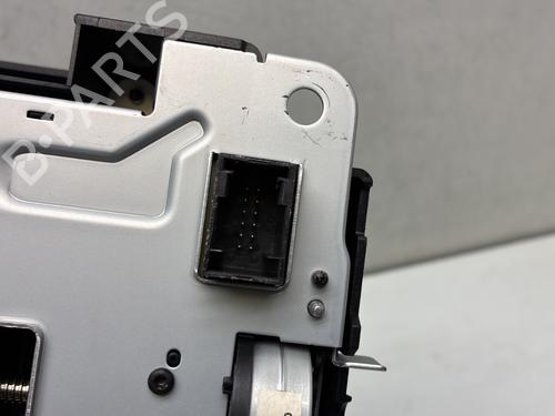 Used Display monitor Display monitor PEUGEOT 5008 (0U_, 0E_) 1.6 HDi (114 hp) 33742778 33742778