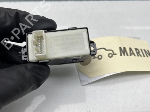 Used Right rear window switch Right rear window switch KIA SORENTO II (XM) 2.2 CRDi 4WD (197 hp) 19950963 19950963